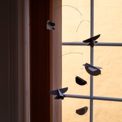 Fuglemobile, gr/slv/hvid  