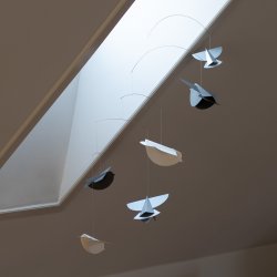 Fuglemobile, gr/slv/hvid  