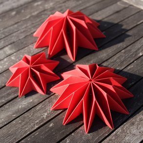 Mouritsen Pleated Stars Table /3, red