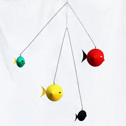 Fiskemobile, sort-rd-gul-grn  